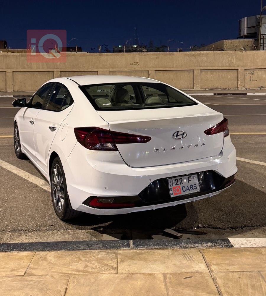 هيونداي النترا